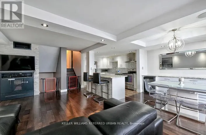 1411 - 11 WINCOTT DRIVE, Toronto