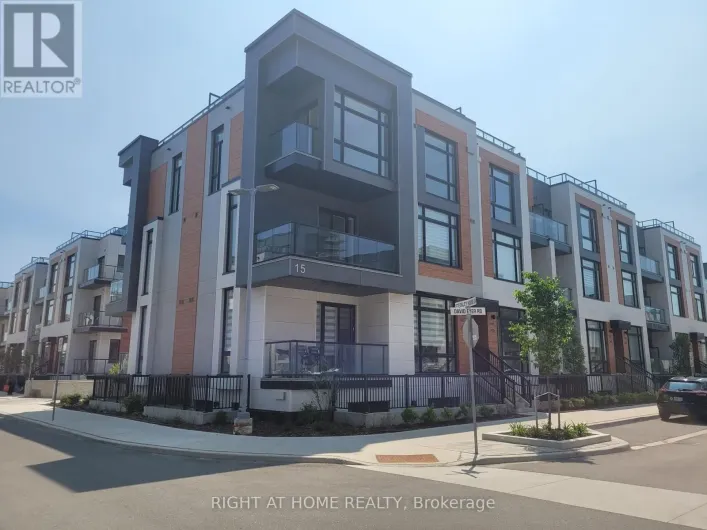 1411 - 15 DAVID EYER ROAD, Richmond Hill
