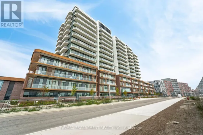 1411 - 220 MISSINNIHE WAY, Mississauga
