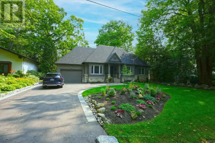 1413 QUEEN VICTORIA AVENUE, Mississauga