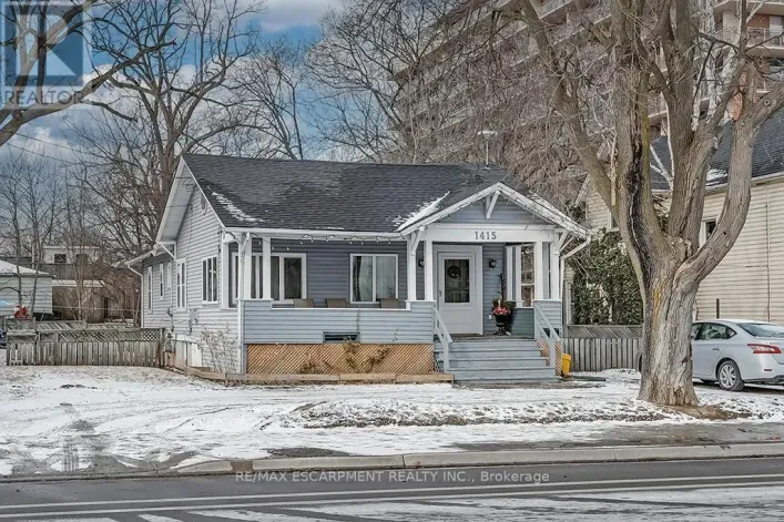 1415 LAKESHORE ROAD, Burlington