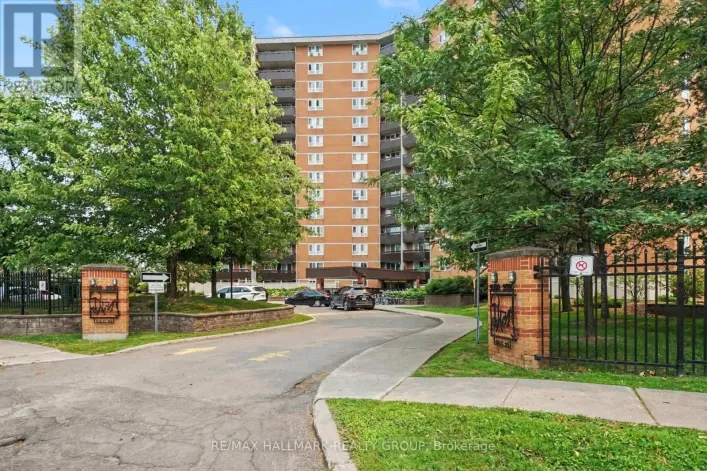 1417 - 2000 JASMINE CRESCENT, Ottawa