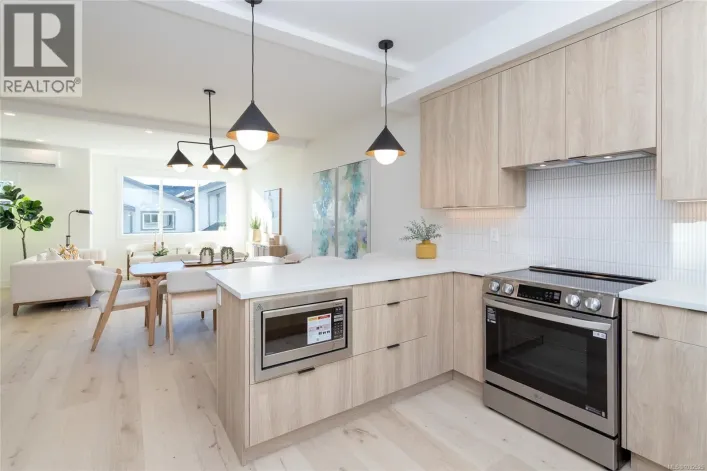 1417 Dolomite Ridge, Langford