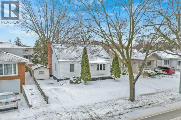 1418 PILLETTE ROAD, Windsor