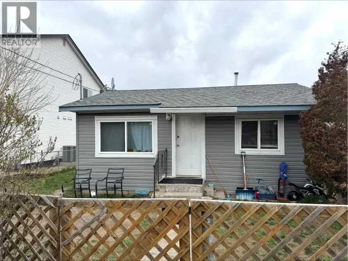 1419 Pine Street, Merritt