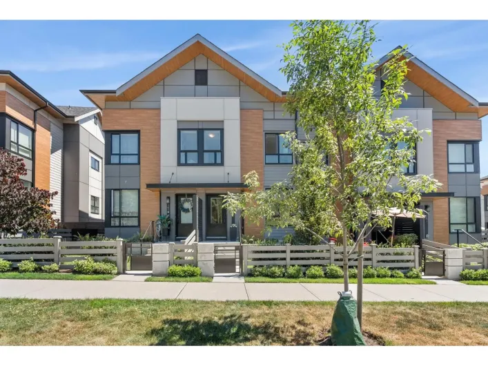 142 15111 EDMUND DRIVE, Surrey