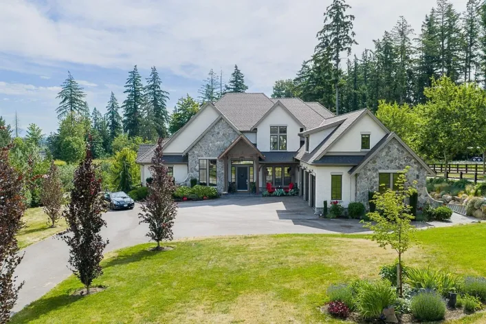142 208 STREET, Langley