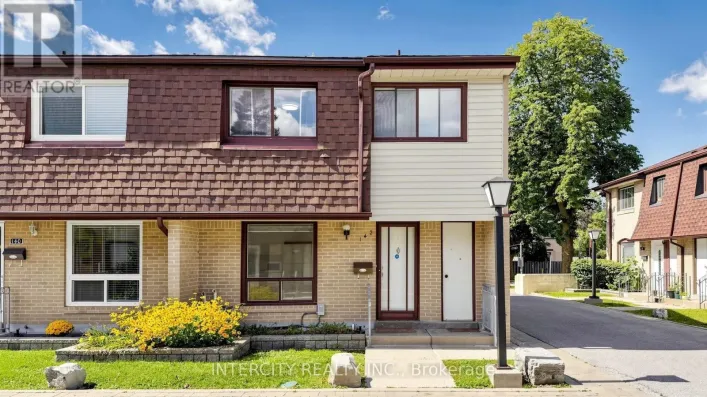 Row / Townhouse for sale: 142 - 21 LIVONIA PLACE, Toronto