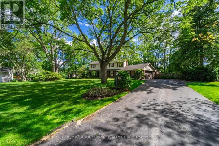 142 ABBEY COURT, Oakville