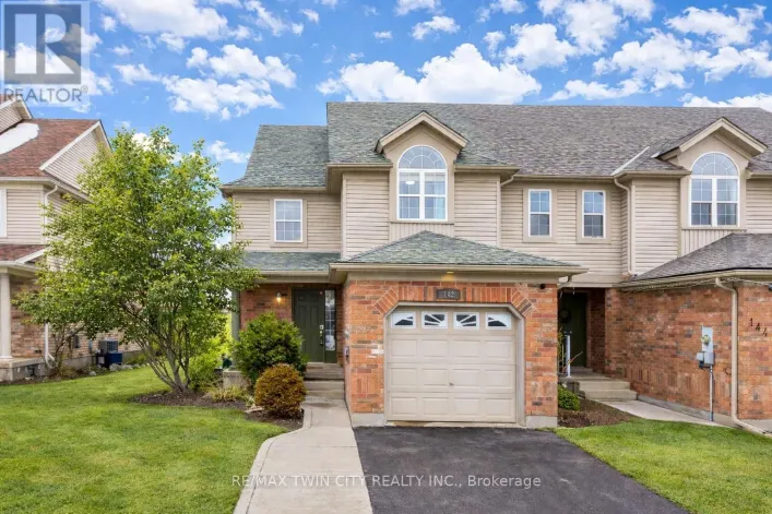 142 DUBRICK CRESCENT, Kitchener