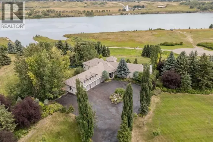 142 Emerald Bay Drive, Rural Rocky View County