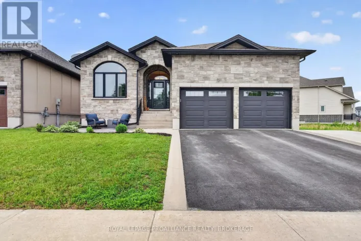 142 GILDERSLEEVE BOULEVARD, Loyalist