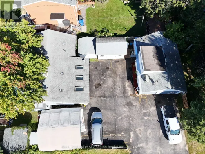 142 LEE AVENUE, North Bay