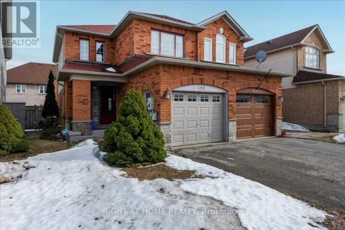 142 LESLIE AVENUE, Barrie