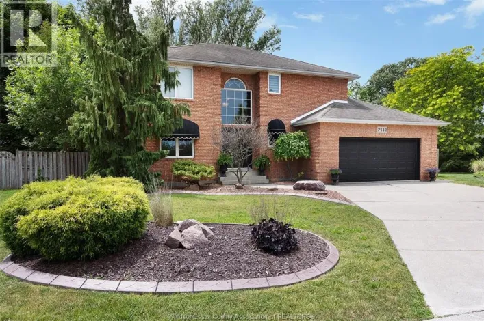 142 PHEASANT RUN, Lakeshore