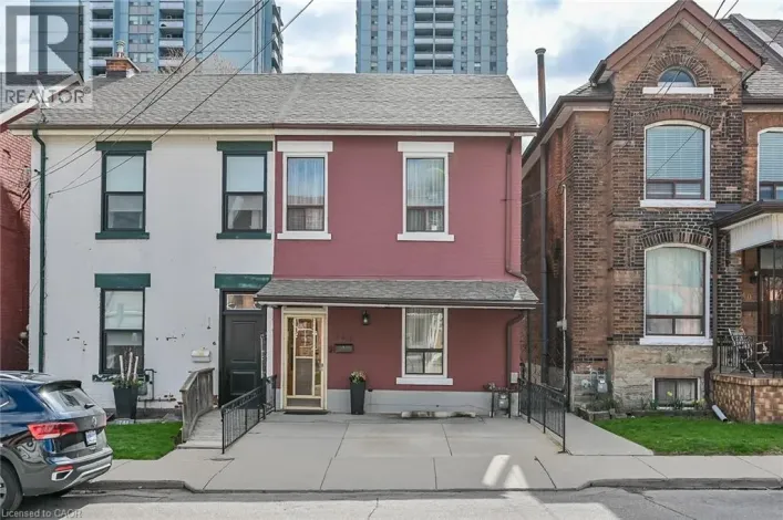 142 RAY Street N, Hamilton