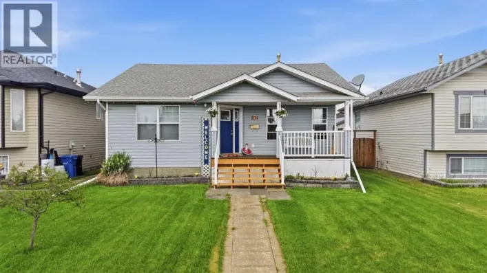 142 Robinson, Penhold