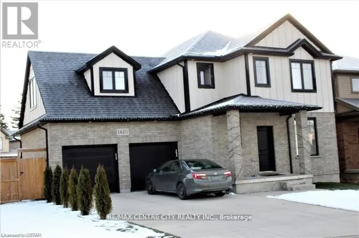 1420 HOWLETT CIRCLE, London North