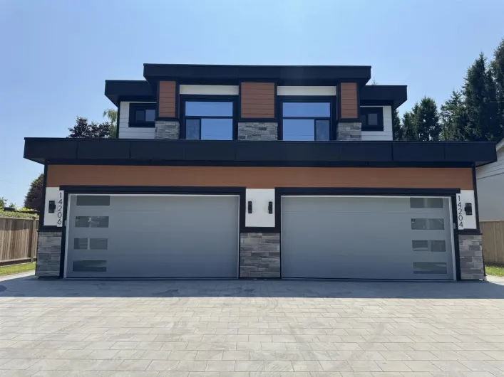 14204 NORTH BLUFF ROAD, White Rock
