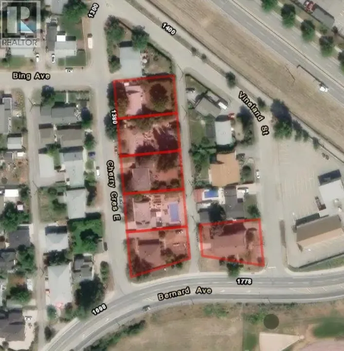 1421 Cherry Crescent E, Kelowna