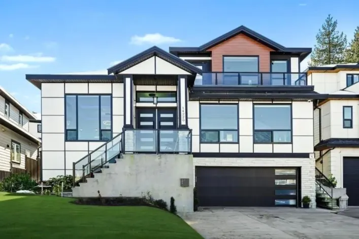 14220 114 AVENUE, Surrey