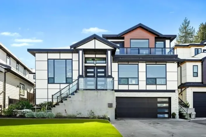 14220 114 AVENUE, Surrey