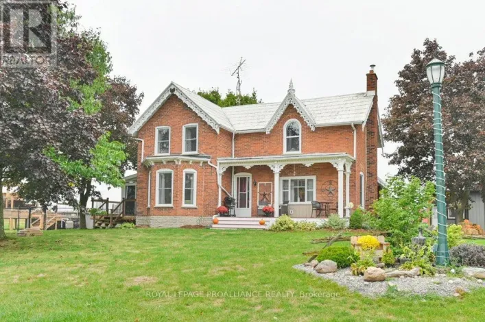 1423 BLESSINGTON ROAD, Belleville