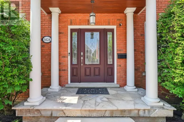 1424 THE LINKS DRIVE, Oakville
