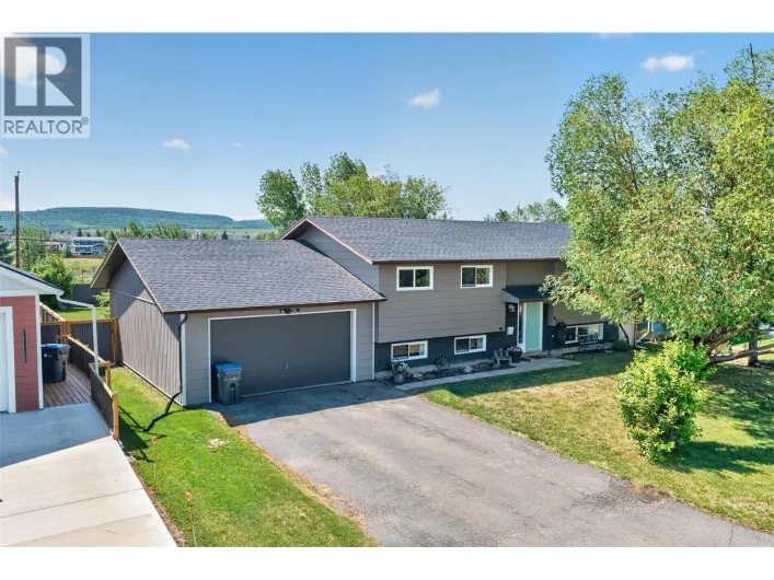 1425 106 Avenue, Dawson Creek