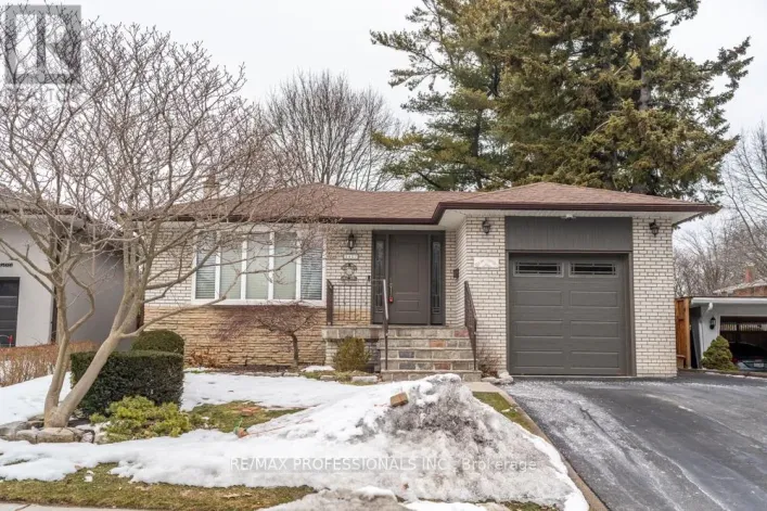 1427 KENMUIR AVENUE, Mississauga