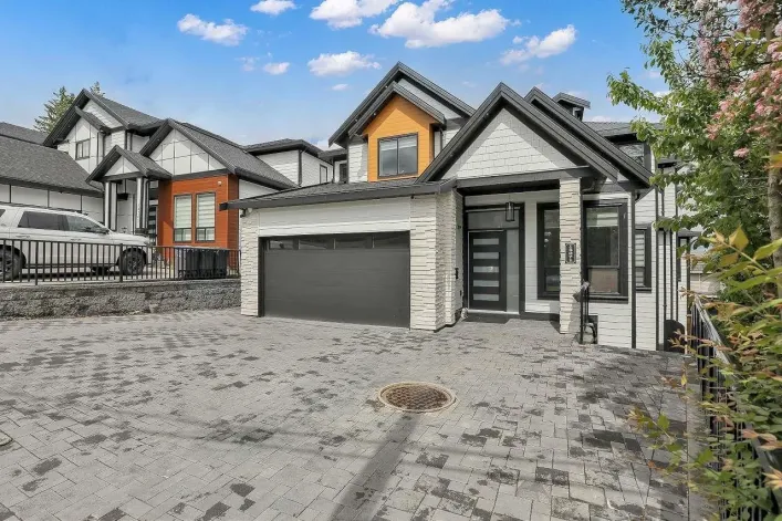 14271 GROSVENOR ROAD, Surrey