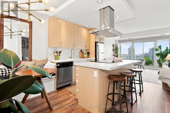 1428 - 165 LEGION ROAD N, Toronto