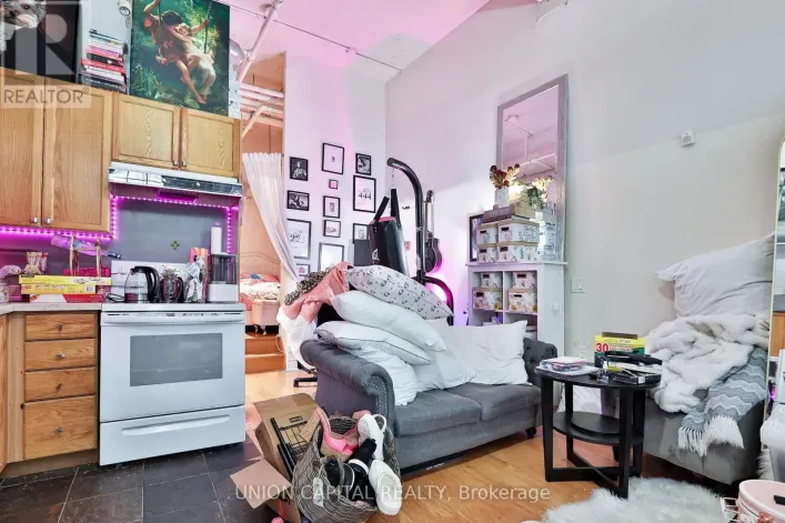 143 - 71 MCCAUL STREET, Toronto