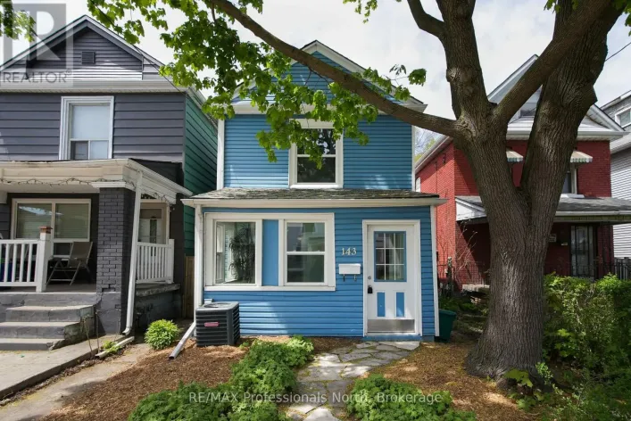 143 BARNESDALE AVENUE N, Hamilton