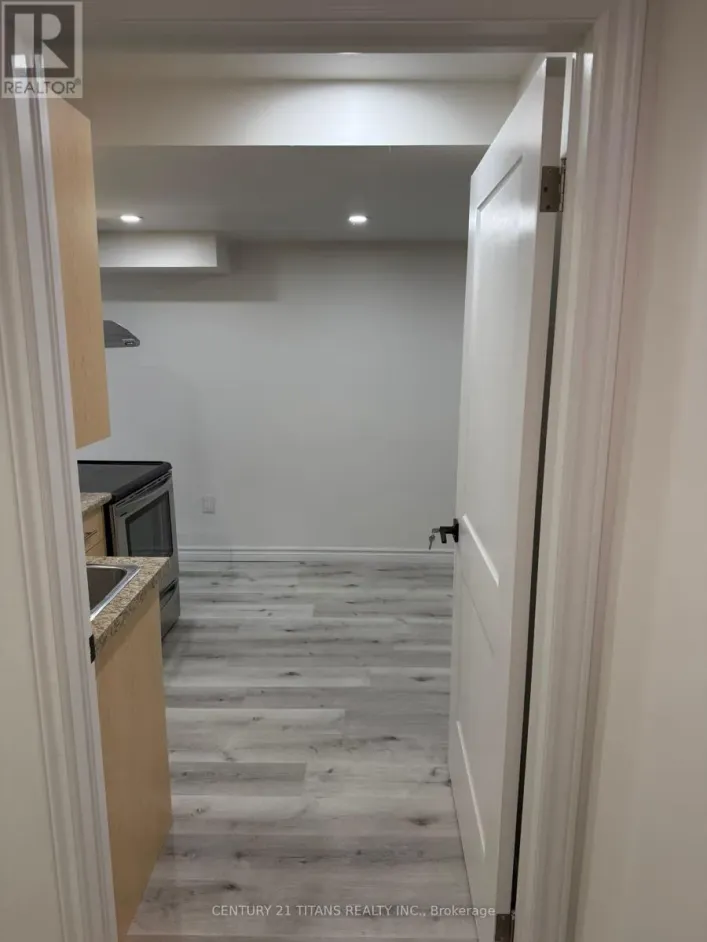 143 BAYCLIFFE DRIVE, Whitby