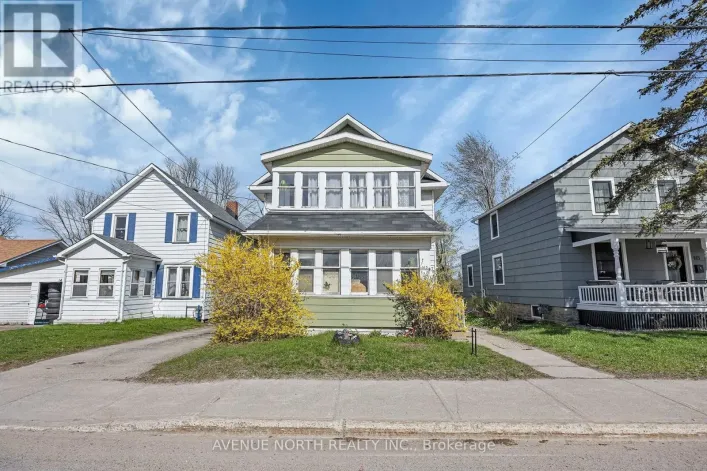 143 BROCKVILLE STREET, Smiths Falls