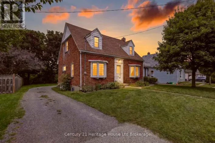 143 CHARLES STREET E, Ingersoll