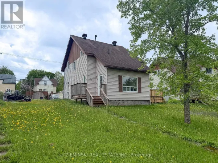 143 ESSEX AVENUE, Iroquois Falls