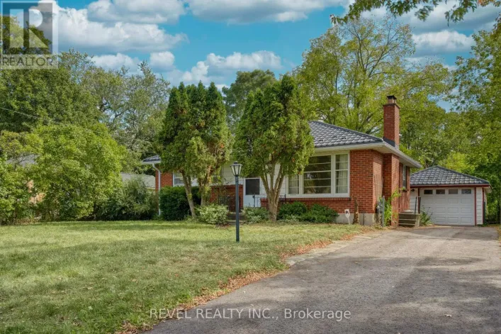 143 OAKSIDE STREET, London East