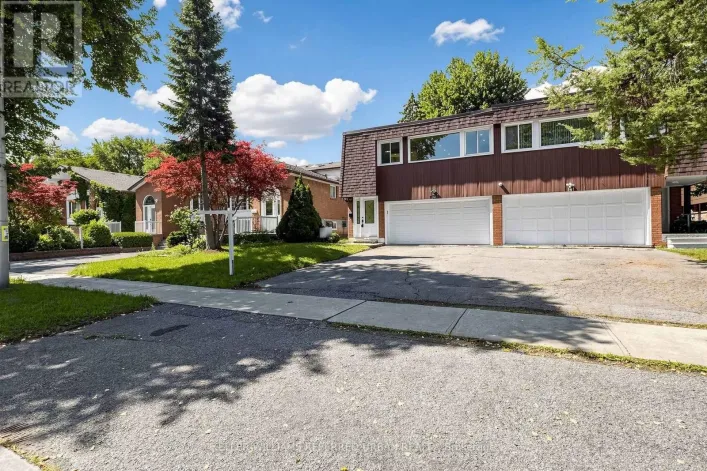143 SILAS HILL DRIVE, Toronto