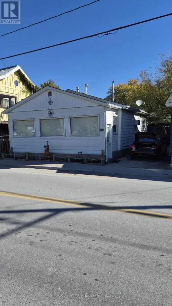 143 WILLIAM STREET, Central Elgin