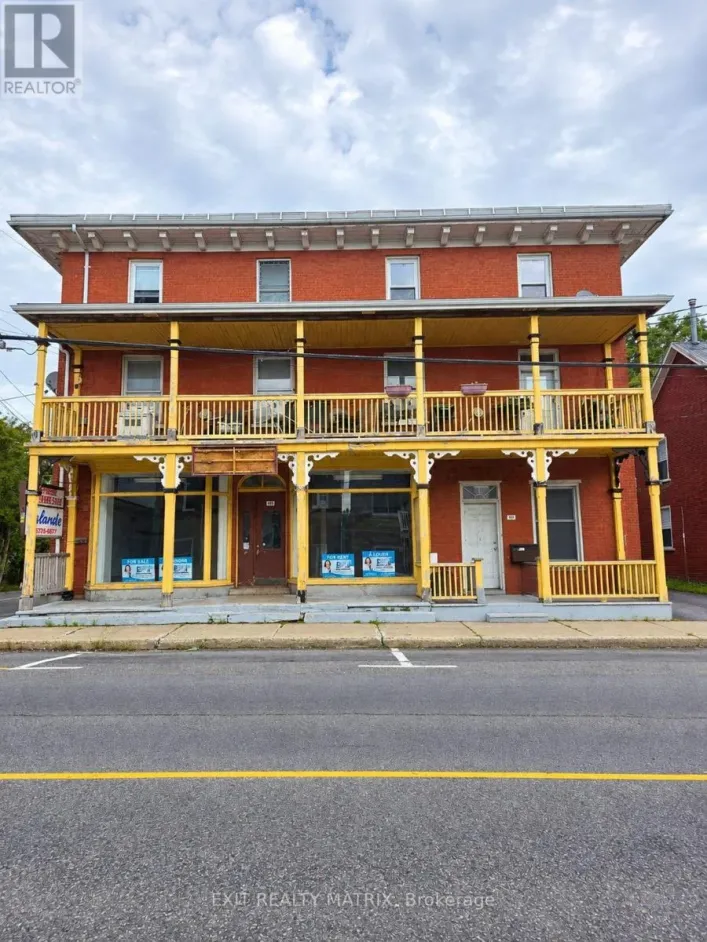 143-145 MAIN STREET E, Champlain