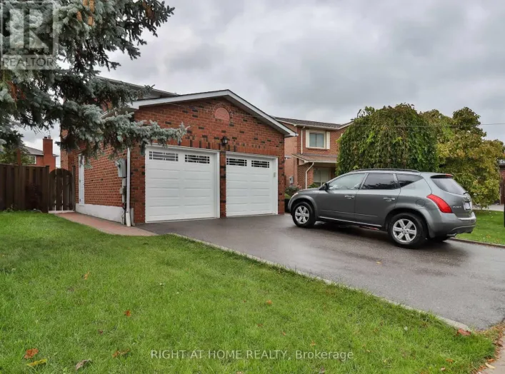 1433 BOUGH BEECHES BOULEVARD, Mississauga