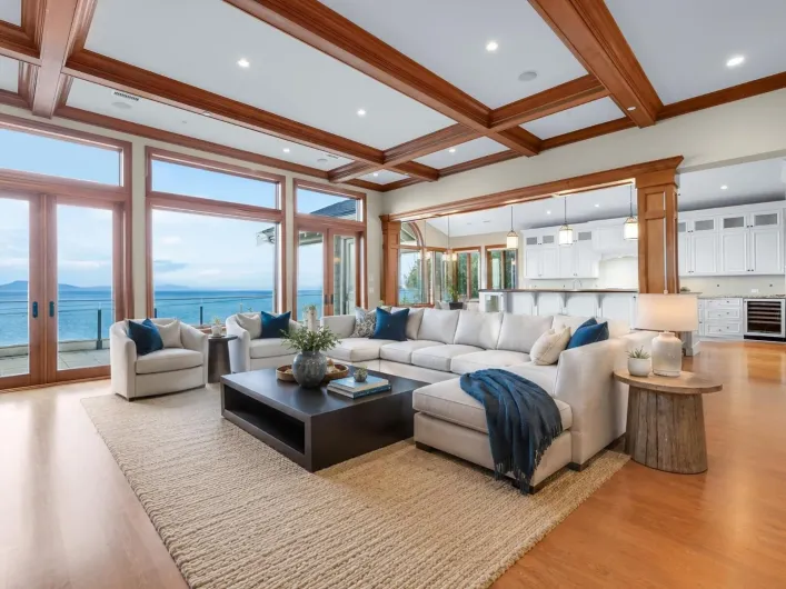 14334 SUNSET DRIVE, White Rock