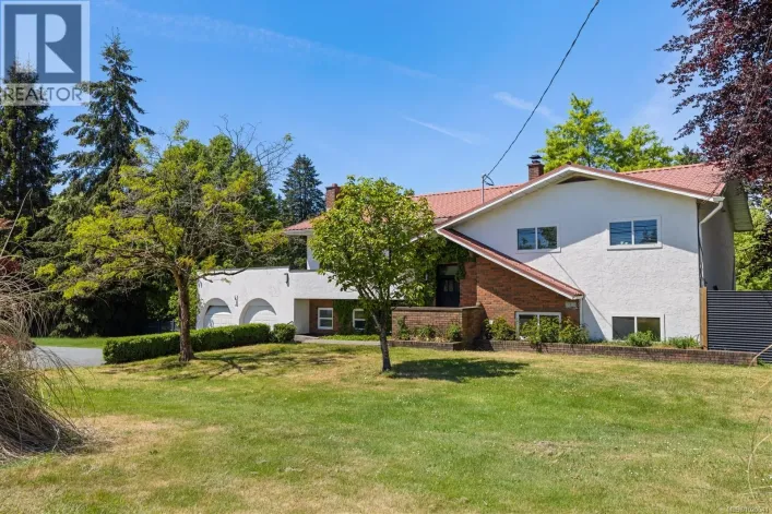 1435 Cherry Point Rd, Cowichan Bay