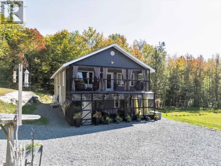 1435 FALKENBURG ROAD, Muskoka Lakes)
