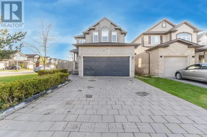 1435 MICKLEBOROUGH DRIVE, London North