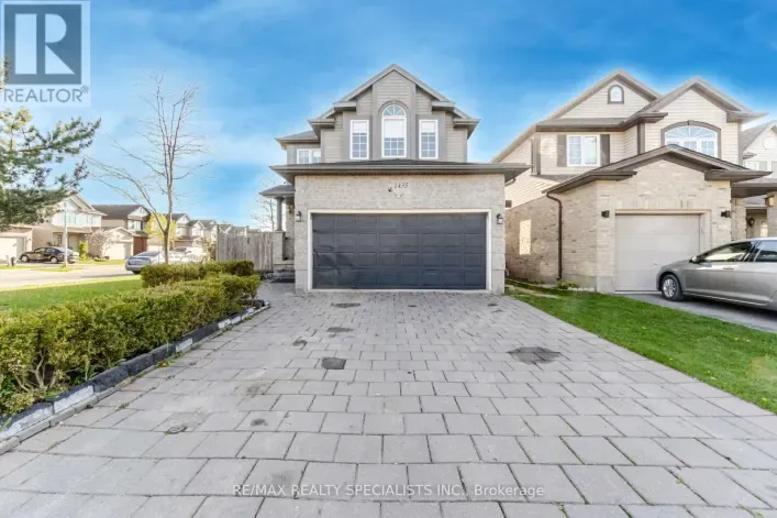 1435 MICKLEBOROUGH DRIVE, London North