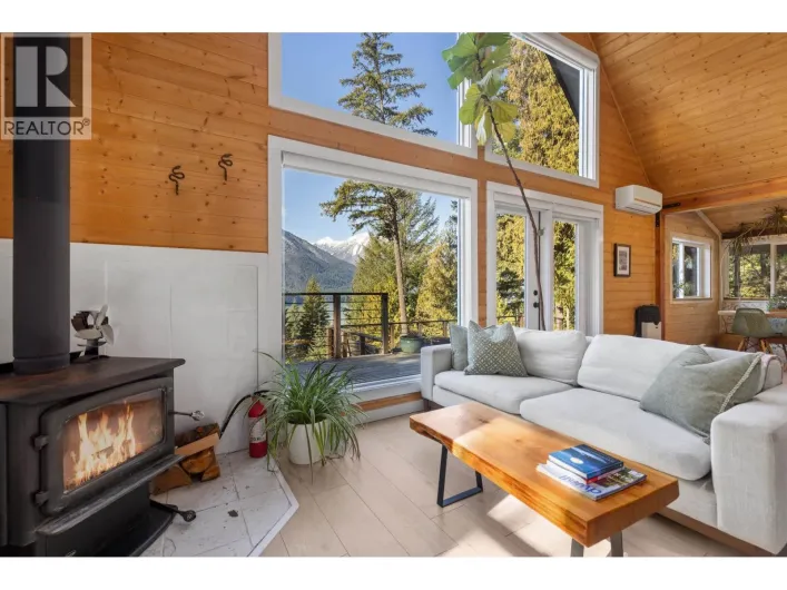 144 6500 IN-SHUCK-CH FOREST SERVICE ROAD, Pemberton