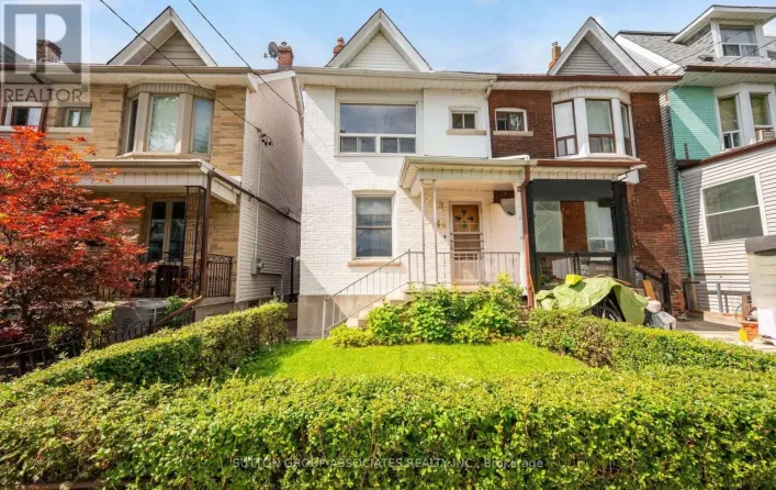 144 BELLWOODS AVENUE, Toronto